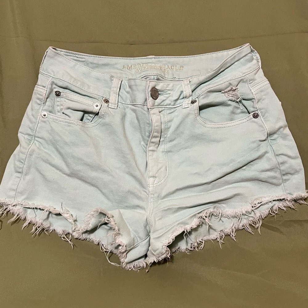 Women’s American Eagle mint coloured Distressed Denim Shorts